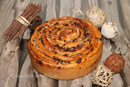 Brioche roulée aux pépites de chocolat