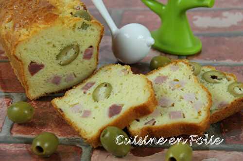 Cake aux olives et au jambon