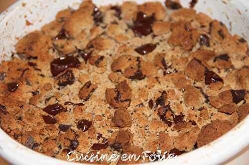 Crumble poire-chocolat à la farine de châtaigne