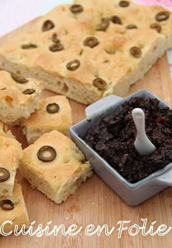 Focaccia olives vertes, thym, et fleur de sel