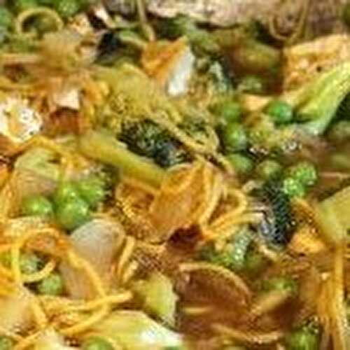 Wok de nouilles au brocoli