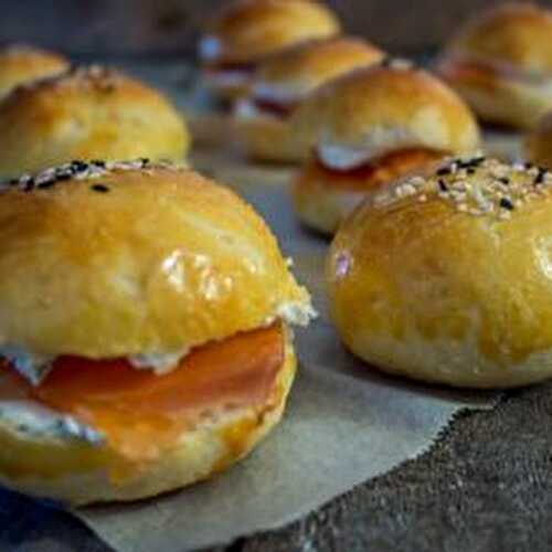 MINIS HAMBURGERS SAUMON-ANETH-CREAM CHEESE