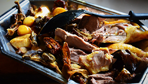 Canette de Barbarie fermière rôtie aux pommes et cèpes