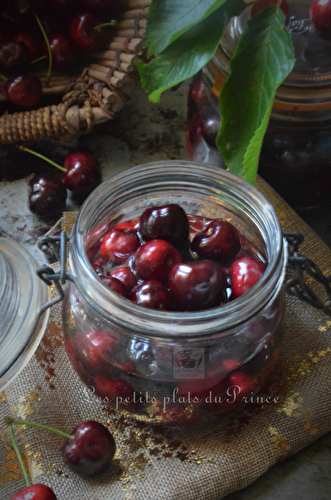 Conserves de cerises du jardin au sirop, la recette de grand mère