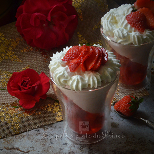 Coupe a la fraise : Mousse et aspic au miel