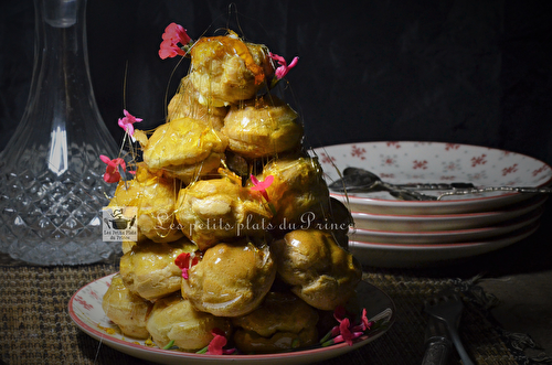 Croquembouche, pyramide de choux à la crème et caramel : la recette si