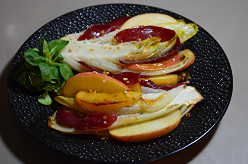 Endive à la pomme et au magret de canard fumé