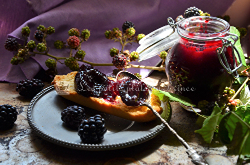 Gelée de mûres de jardin