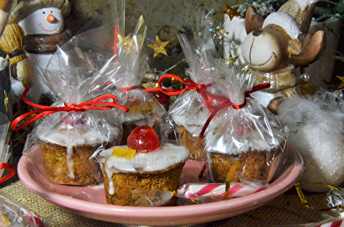 Mini cakes aux fruits confits pour Noël