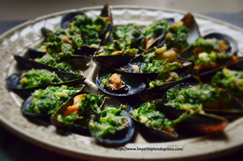 Moules farcies au beurre aillé