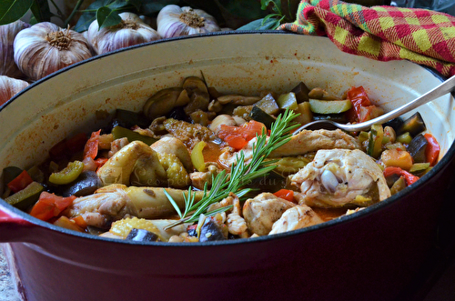 Poulet en sauce aux légumes d'été façon Grand-mère