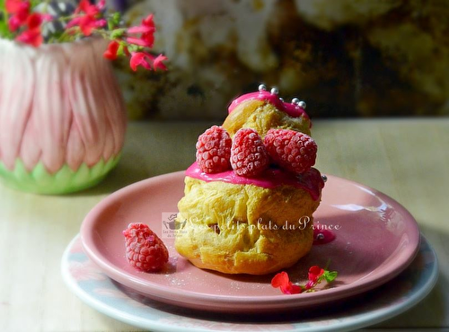 Religieuse rose à la framboise