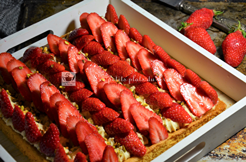 Tarte aux fraises façon sablé breton, crème pistache