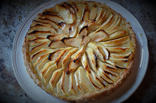 Tarte aux pommes sur compote, la recette de Grand-mère