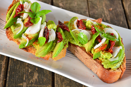 Vegetarian avocado toast