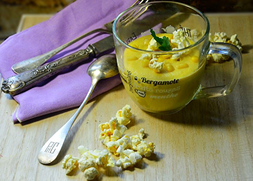 Velouté de Maïs au pop corn