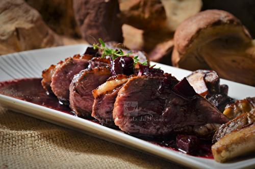 Magret de canard sauce au vin rouge et échalotes