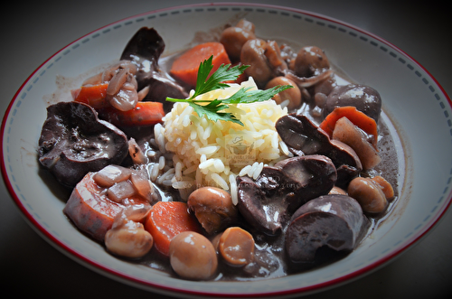 Rognons de bœuf au vin rouge