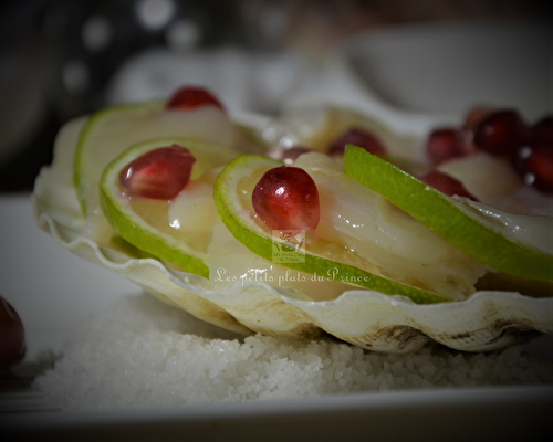 Carpaccio de noix de St Jacques, huile de noisette, citron vert et grenade