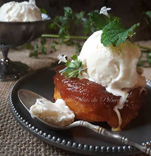 Tatin d'abricot et glace à la mélisse