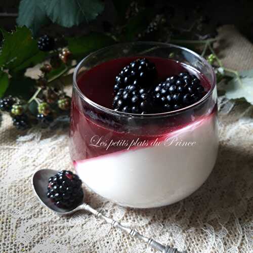 Pannacotta végan, aux mûres