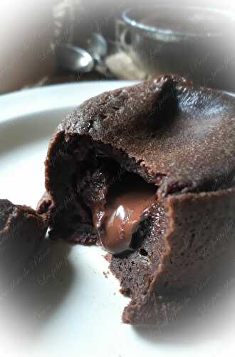 Gâteau moelleux rapide, très coulant au chocolat 