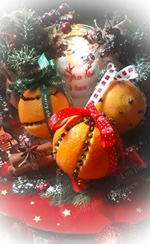 Pomme d'ambre de Noël (orange piquée aux clous de girofle)