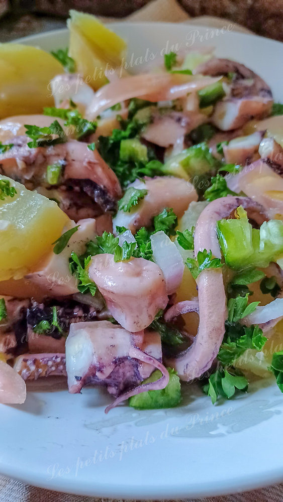 Salade tiède de pommes de terre et poulpe