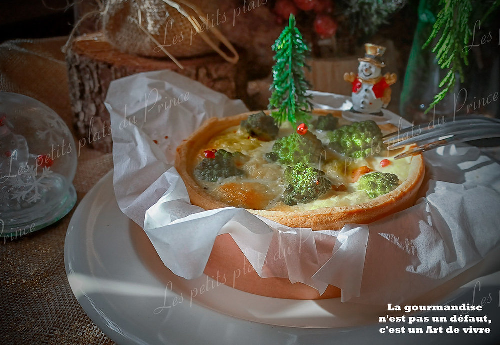 Quiches pour le noël des enfants, au saumon et chou romanesco