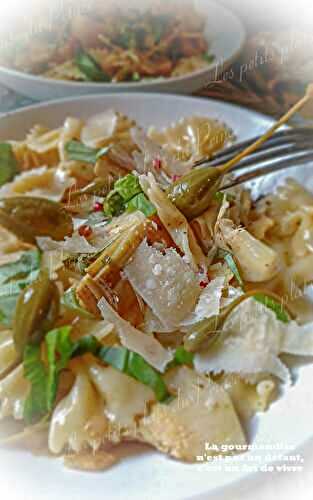 Farfalle ai carciofi (pâtes papillons a l'artichaut)