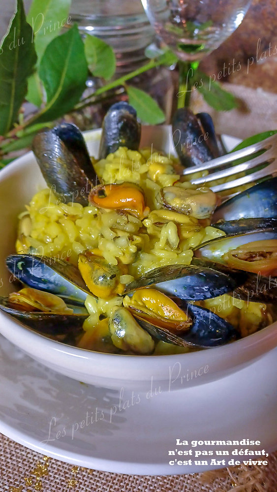 Risotto safrané aux moules et gingembre (risotto allo zafferano con cozze)