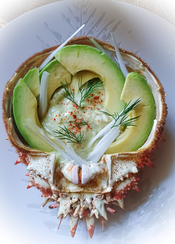 Araignée de mer et mayonnaise d'avocat