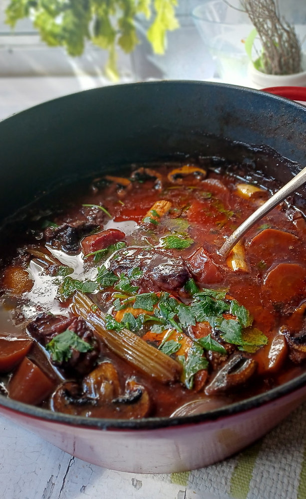 Mijoté de Bœuf au Vin et à la Sauce Tomate 
