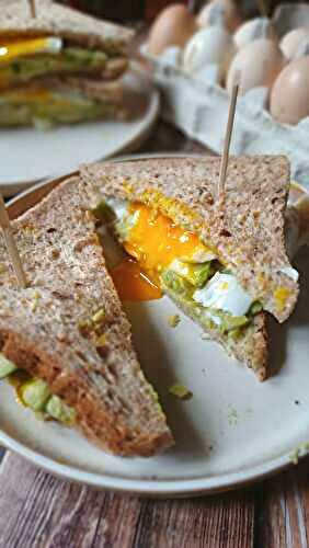  Avocado Egg Toast au pain de mie Complet & Graines 