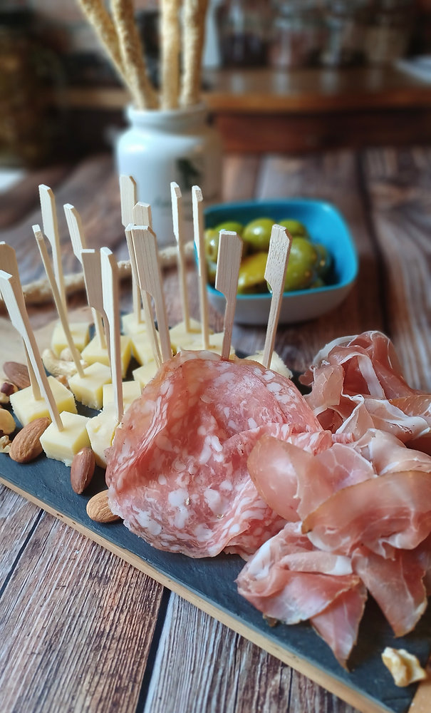  Planche apéritive gourmande au Comté Monts & Terroirs 