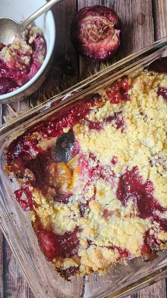 Crumble aux deux pêches : pêche de vigne & pêche jaune 