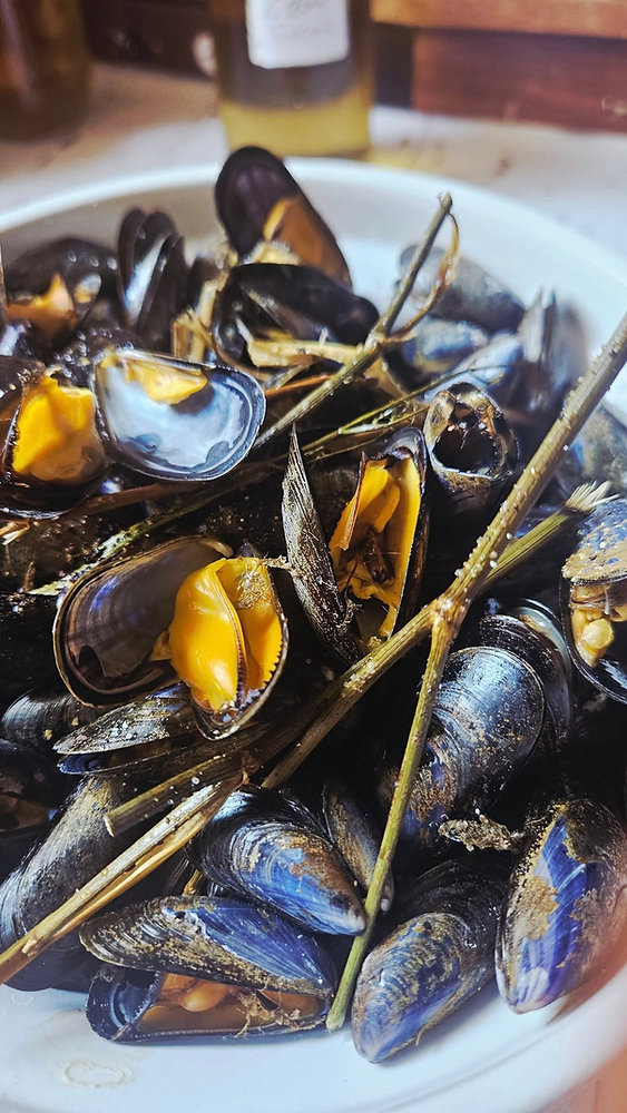  Moules de bouchot rôties au four au fenouil sauvage : une recette iodée et parfumée