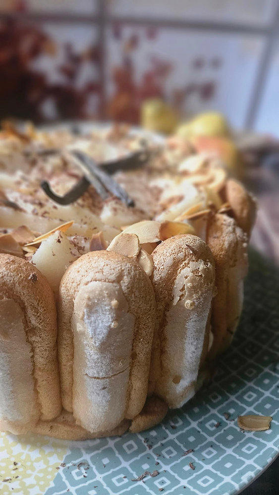 Charlotte aux poires : le gâteau d’anniversaire tout en douceur