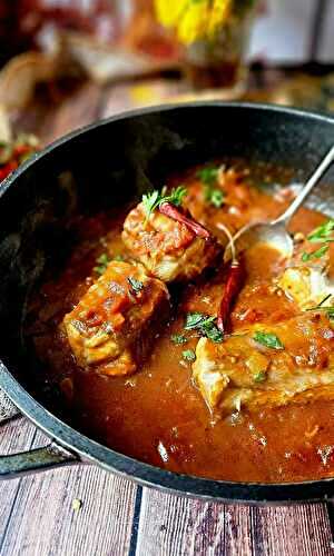 ️ Roussette à la sauce tomate piquante : Une recette pleine de peps