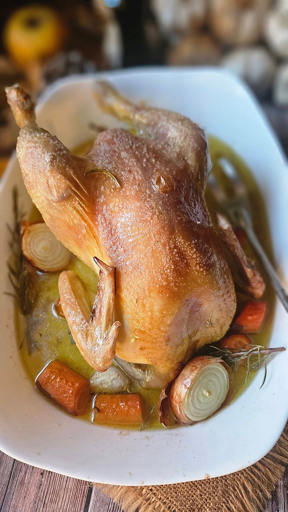  Le Poulet rôti du Dimanche : Tradition Gourmande et Volaille d’Exception du Gers