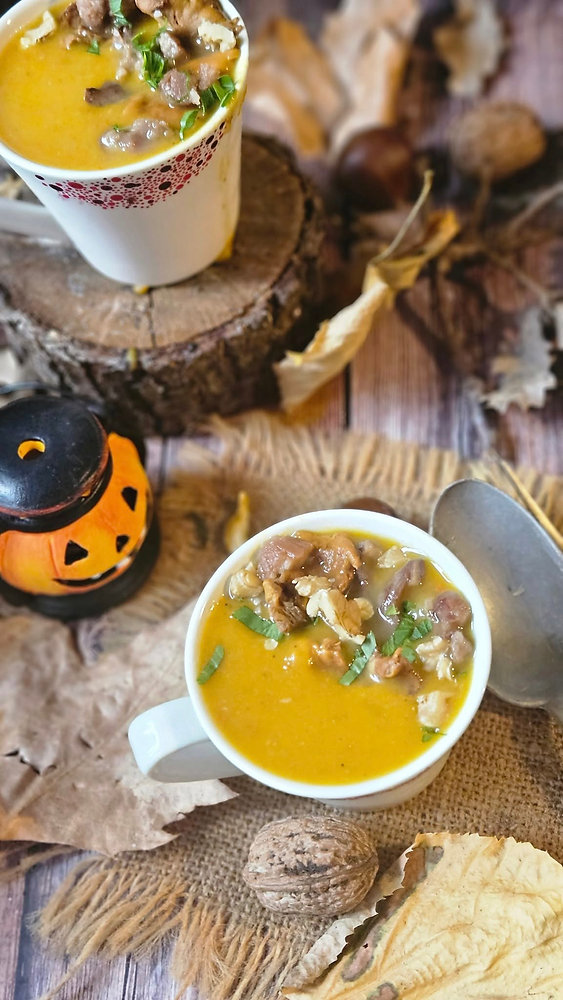 Velouté de potimarron et châtaignes : une douceur automnale pour Halloween cocooning