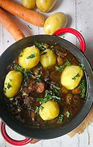  Ragoût réconfortant aux légumes d’hiver : ma version revisitée du bœuf bourguignon