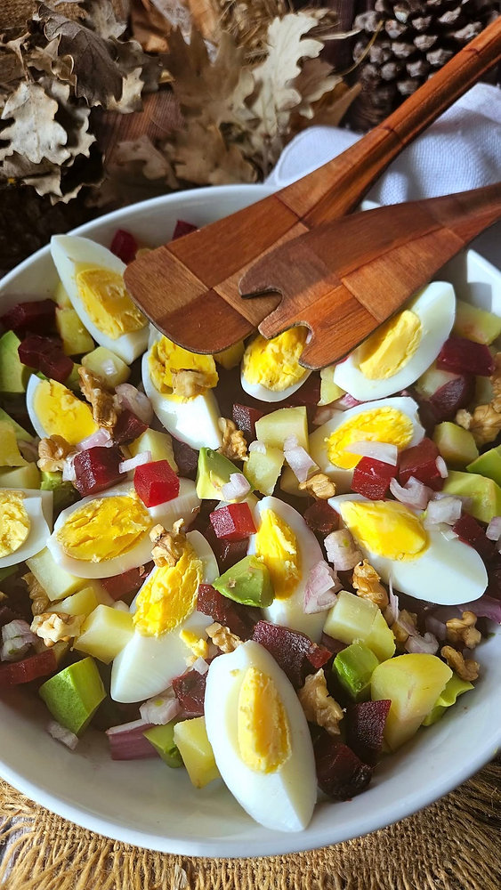  Salade rustique d’automne : betterave, pommes de terre et gourmandise de saison