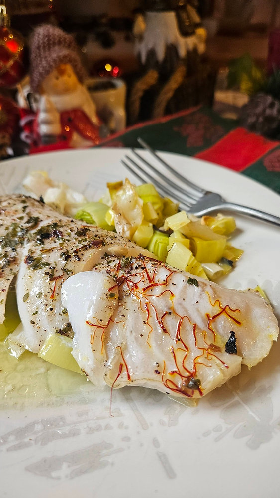 Dos de cabillaud au four, fondue de poireaux au safran