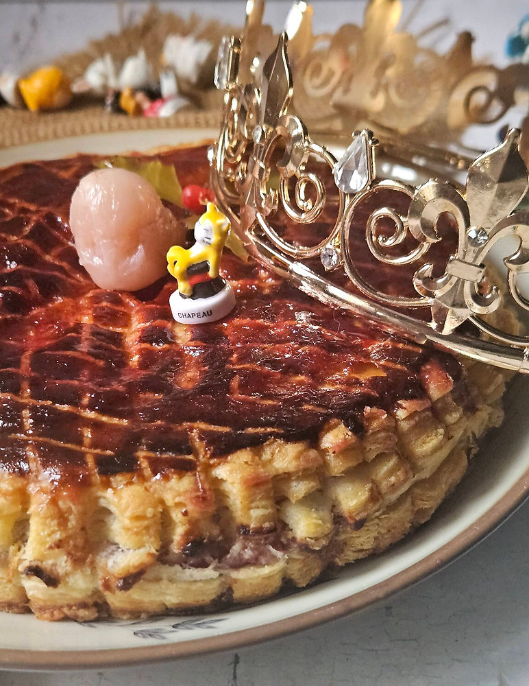  Galette des Rois Ispahan : Rose, Framboise et Litchi – Une création délicate et parfumée