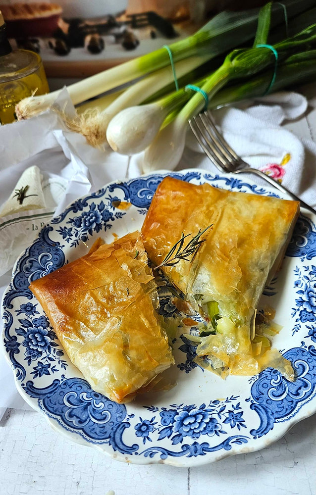 ✨ Feuilletés poireau–chèvre aux bouyguettes