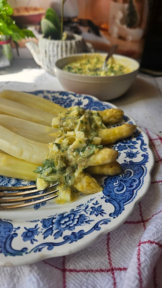 Asperges blanches des Landes sauce gribiche
