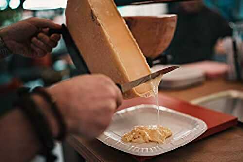  La raclette en toute saison : comment la réinventer du printemps à l'hiver