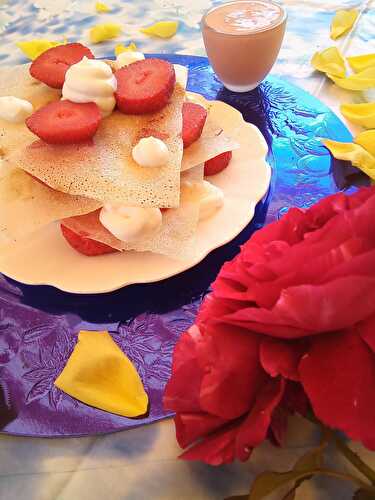 2💚💙💜 FRAISES FEUILLES DE BRICK(revisitée)