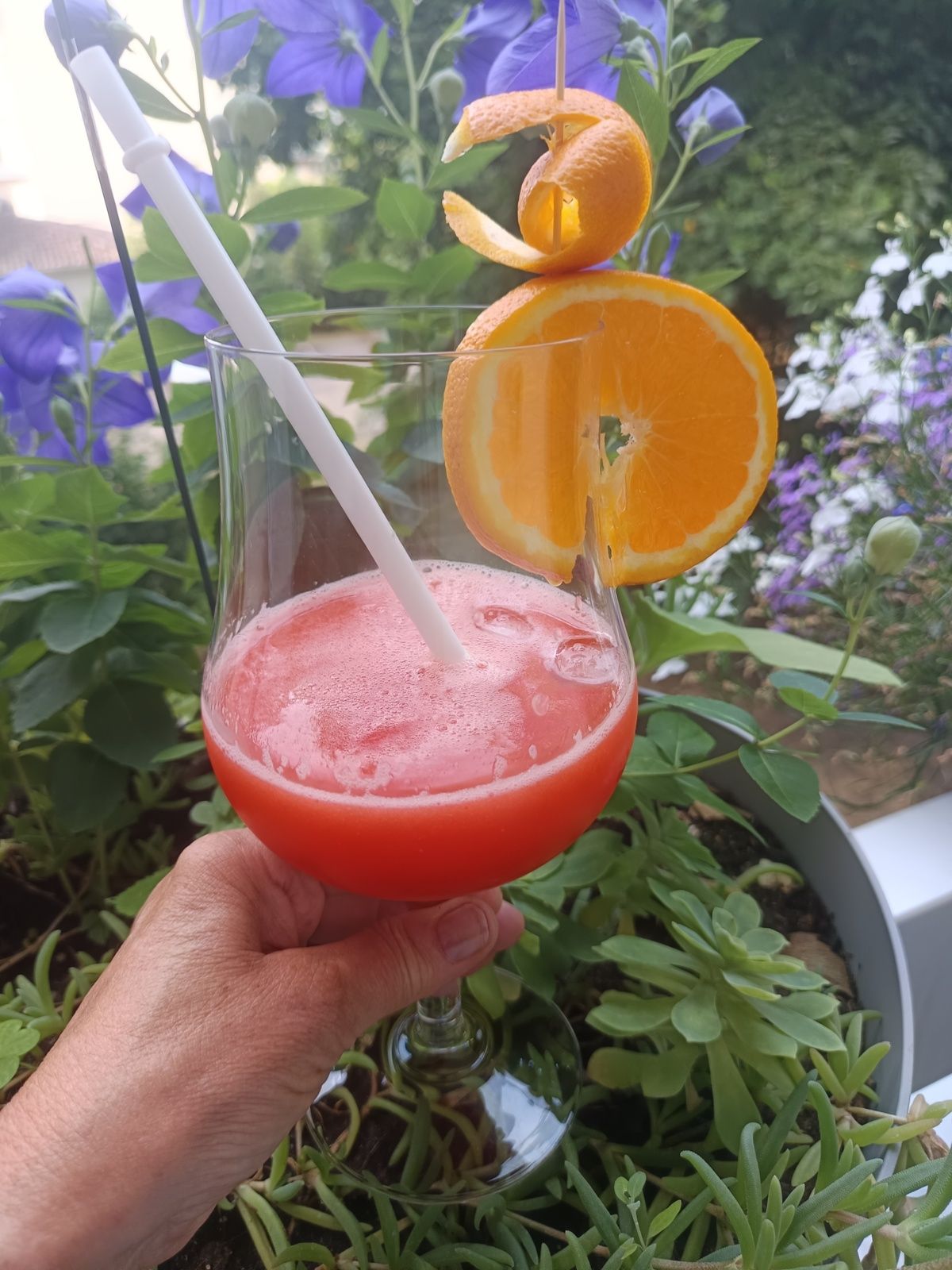 COCKTAIL FRAISES ÉPICÉ SANS ALCOOL 